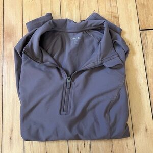 Athletic long sleeve